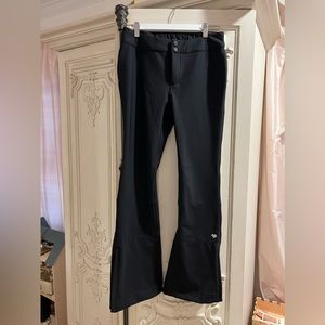 Women’s the bond obermeyer black flare ski pants size 6 NWOT